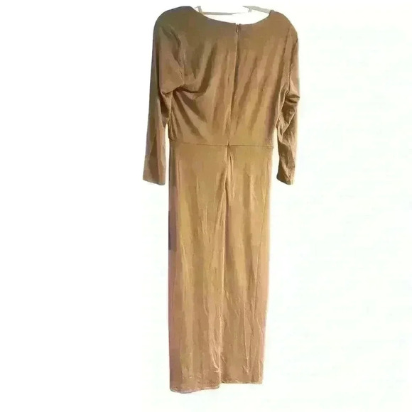 Perfect  for a wedding style dress - Picture 2 of 4